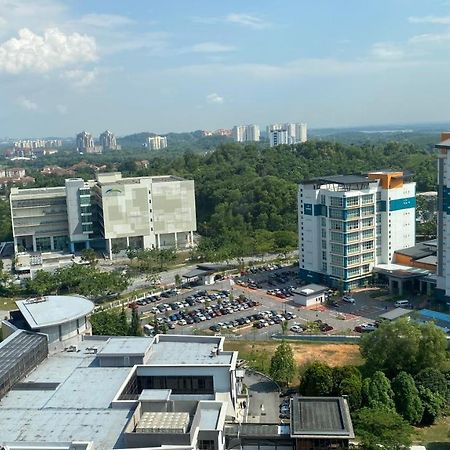 Ferienwohnung The Comfyhauz # Cyberjaya Exterior foto